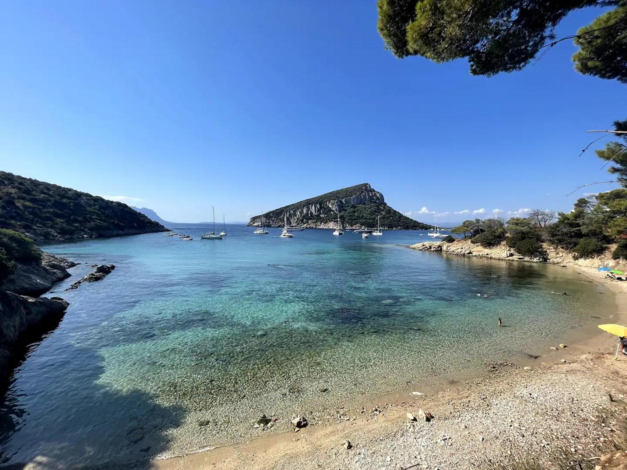 Tramontana Vista Mare 300M Dalla Spiaggia Golfo Aranci Ngoại thất bức ảnh